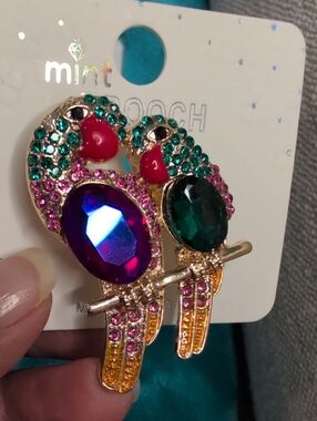 Mint Multicolor Crystal Parrot Brooch — Pink, Green, Gold